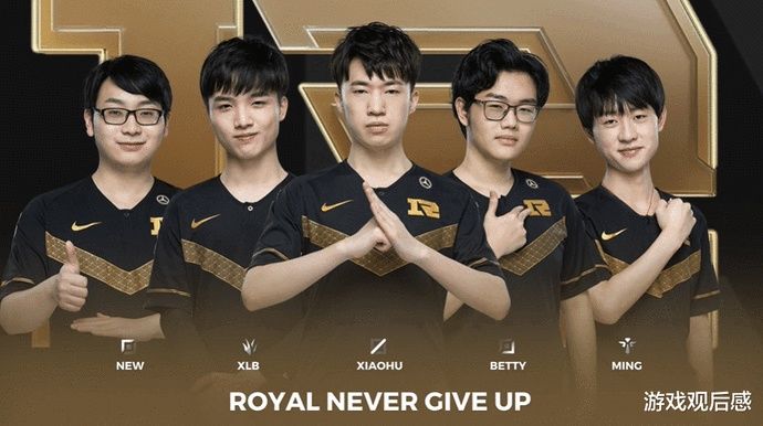 弱侧分球 弱侧分球